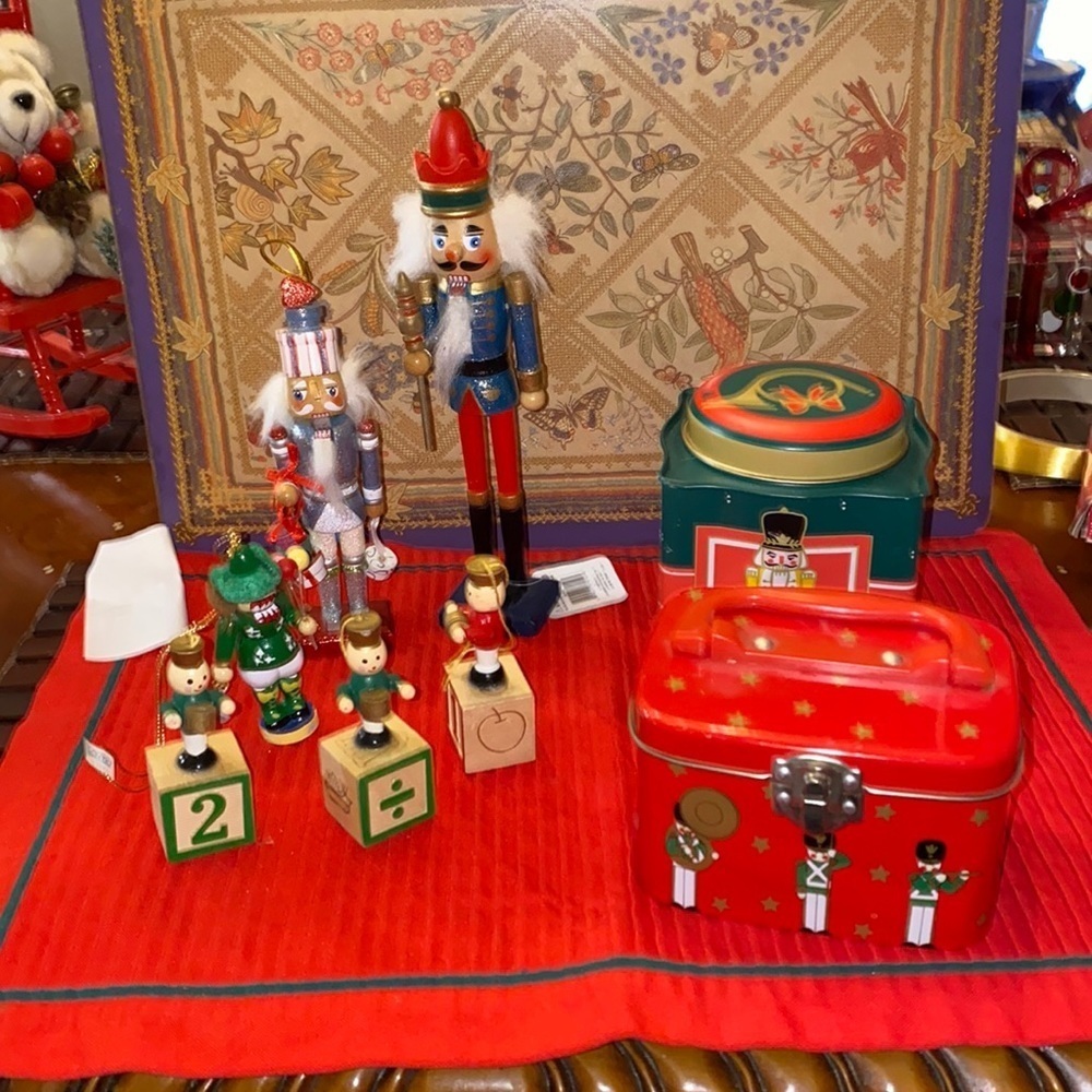 Bundle of nutcracker ornaments, tin boxes